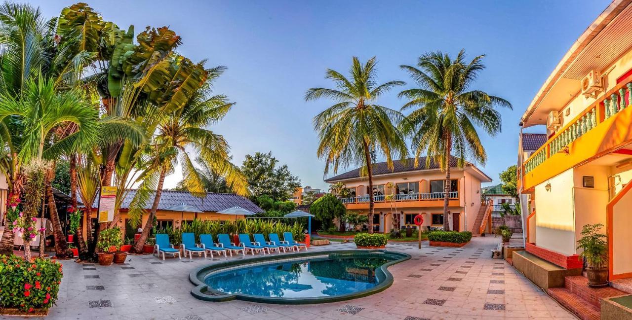Coconut Resort Hotel Patong Экстерьер фото
