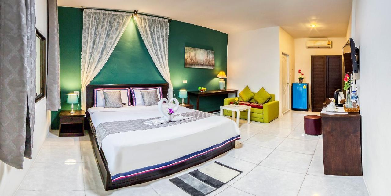 Coconut Resort Hotel Patong Экстерьер фото